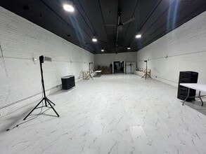 211 E 123rd St, New York, NY à louer Photo intérieure– Image 2 sur 10