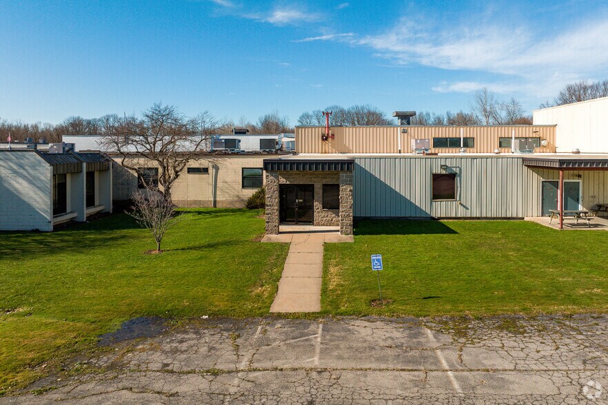 6 Morrill Pl, Fulton, NY à vendre - Photo de l’immeuble – Image 2 sur 16