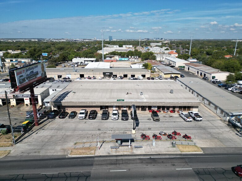 11104 N Lamar Blvd, Austin, TX à louer - Aérien – Image 2 sur 69