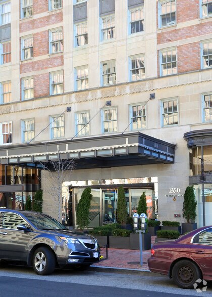 1350 Connecticut Ave NW, Washington, DC à louer - Photo de l’immeuble – Image 3 sur 22
