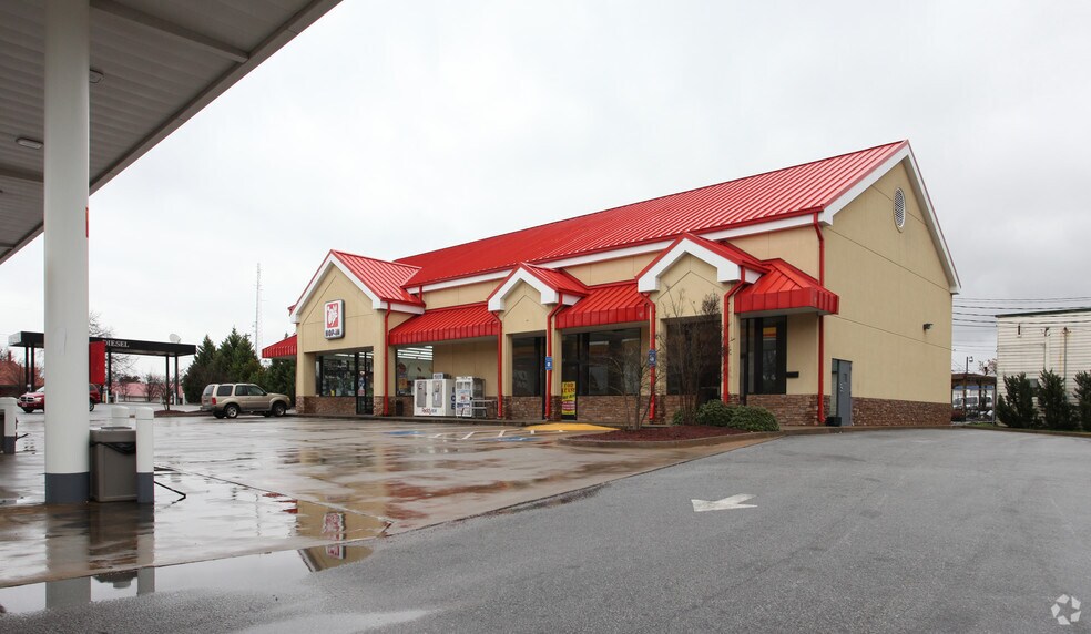 118 N Oliver St, Elberton, GA à louer - Photo de l’immeuble – Image 2 sur 2
