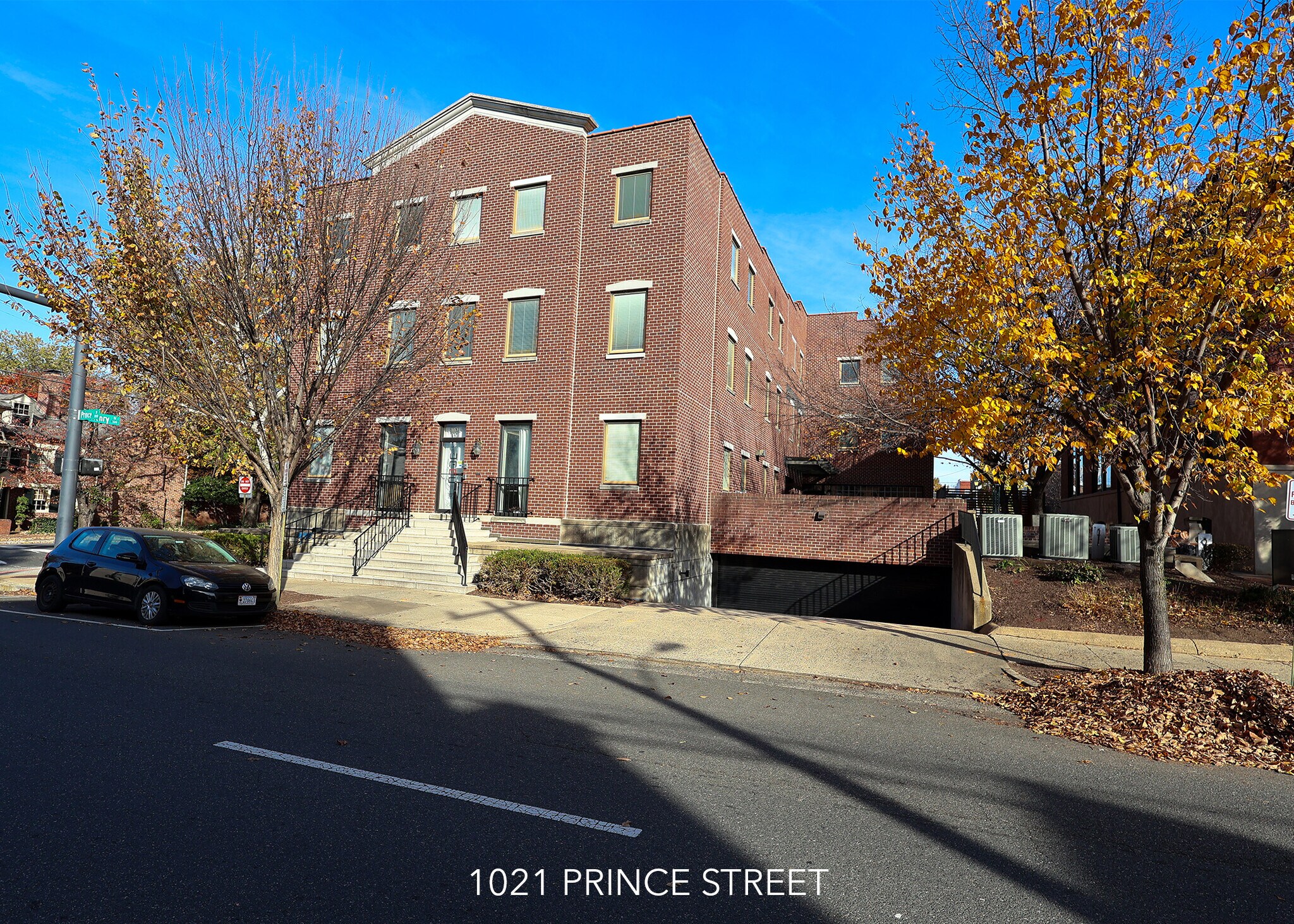 1021 Prince St, Alexandria, VA à vendre Photo de l’immeuble– Image 1 sur 9