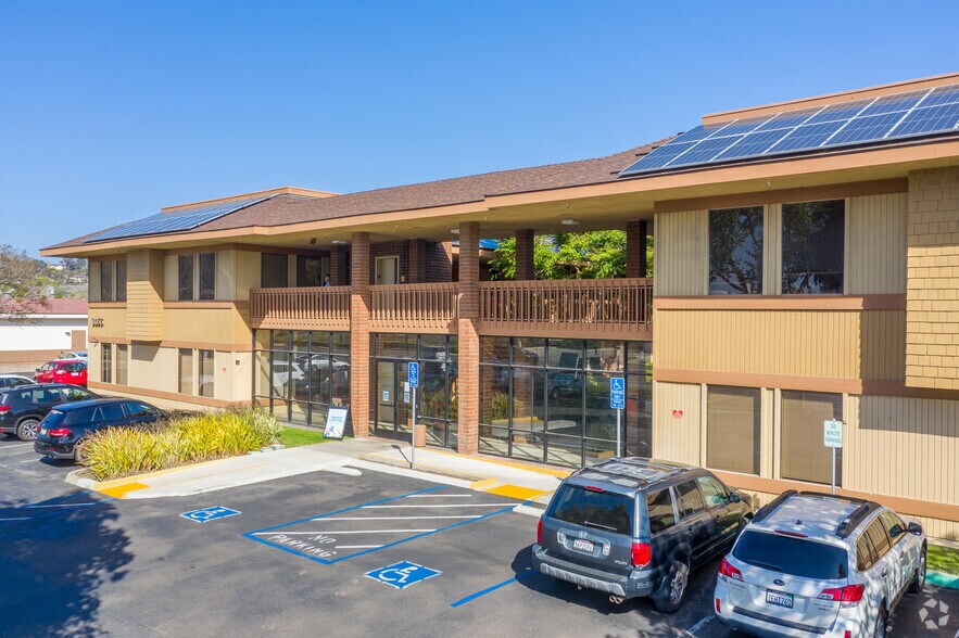 3355 Mission Ave, Oceanside, CA à louer - Photo de l’immeuble – Image 2 sur 8