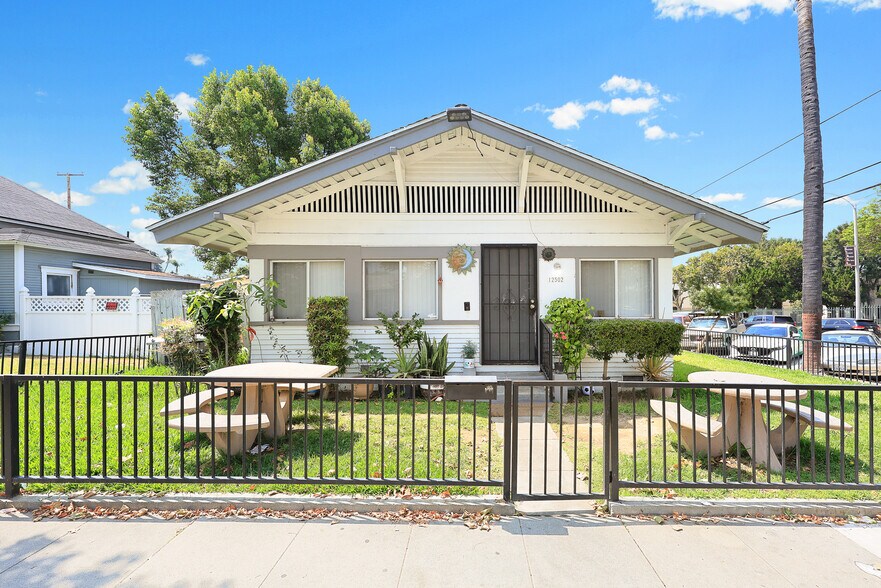 6716 Whittier Ave, Whittier, CA à vendre - Photo de l’immeuble – Image 3 sur 14