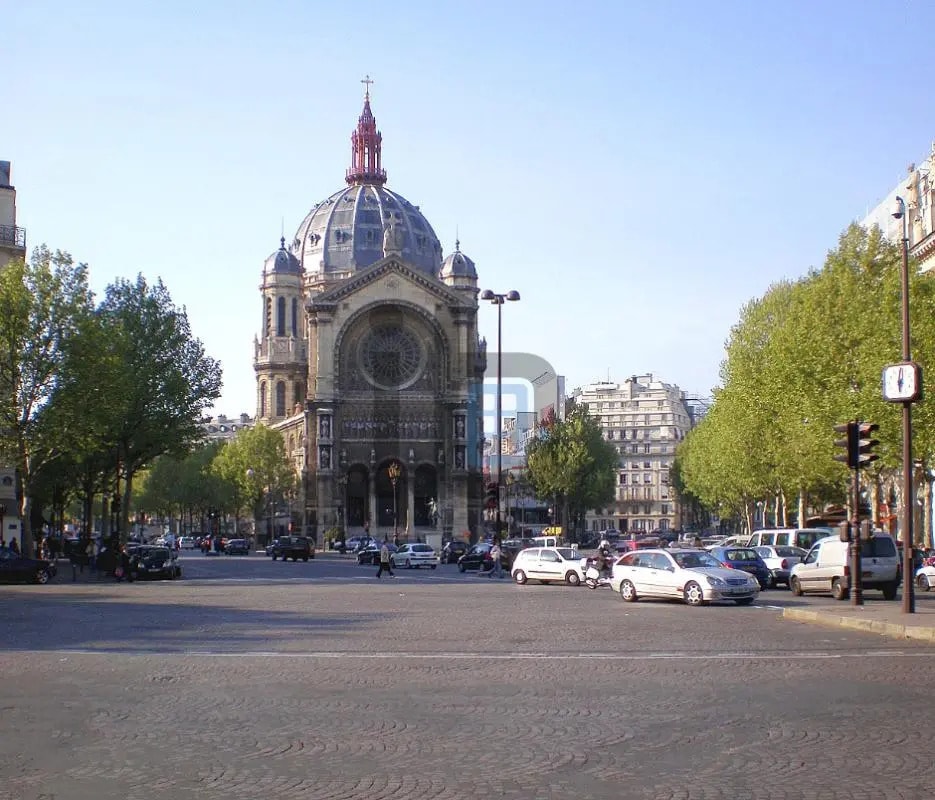 Local commercial dans Paris à louer Photo de l’immeuble– Image 1 sur 4