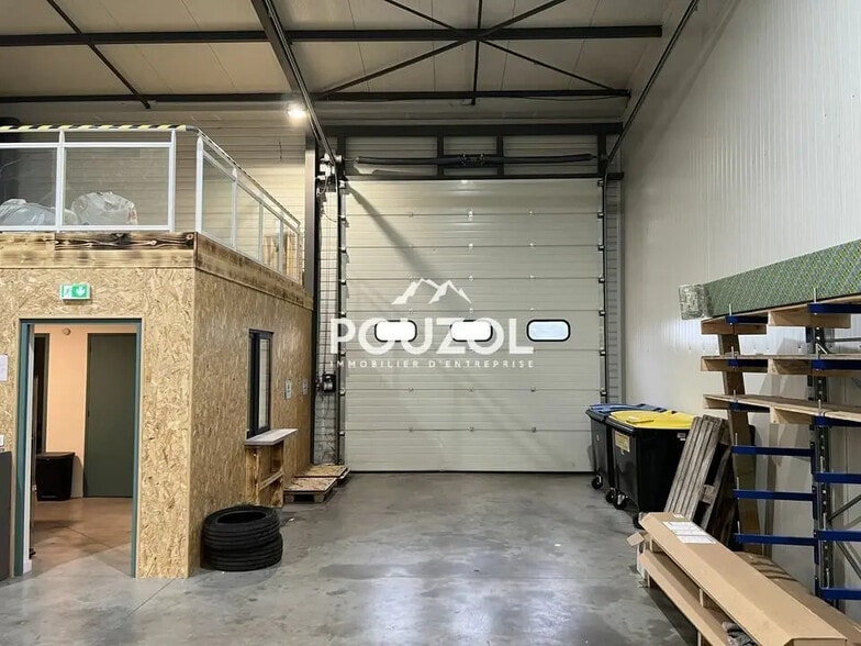 Local d’activités dans Aubière à louer - Photo intérieure – Image 2 sur 11