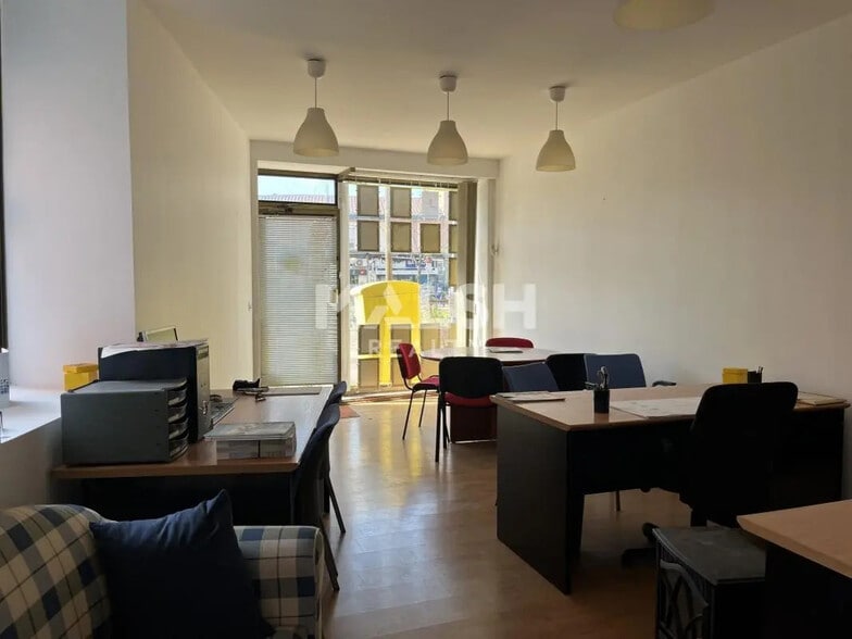 Local commercial dans Villeurbanne à louer - Photo intérieure – Image 1 sur 5