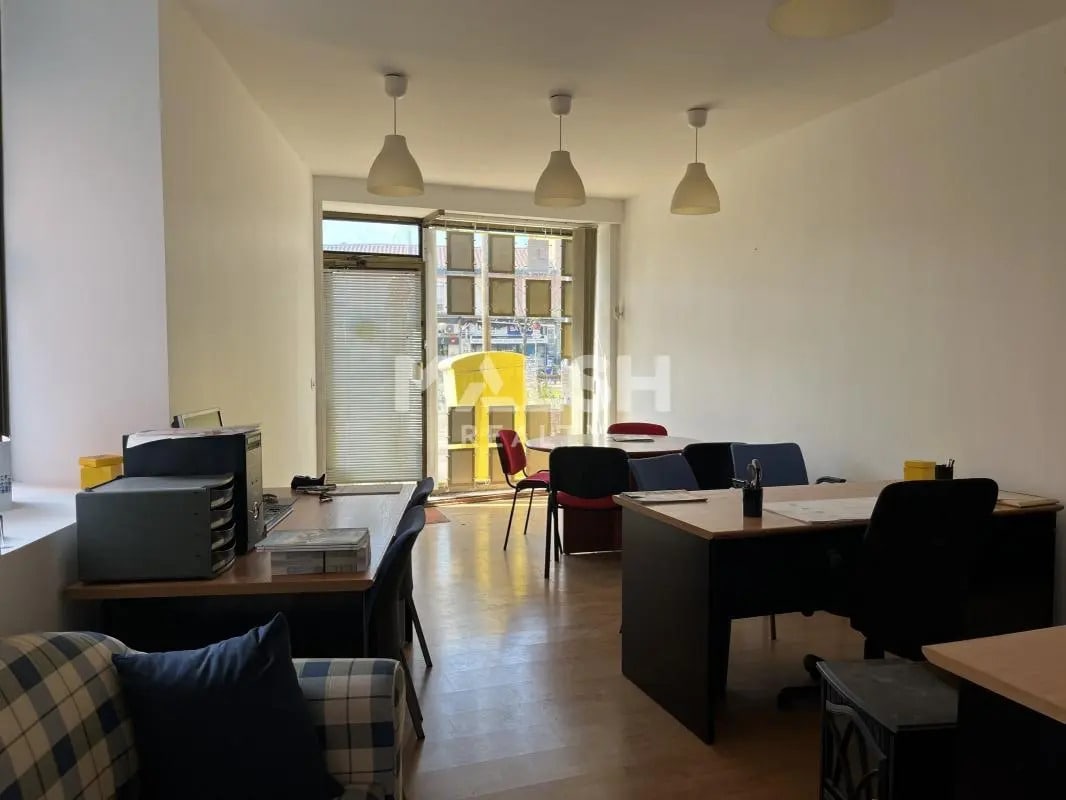 Local commercial dans Villeurbanne à louer Photo intérieure– Image 1 sur 6