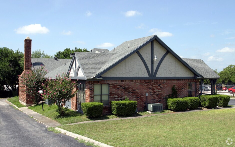 5318 Summit Pky, San Antonio, TX à vendre - Photo de l’immeuble – Image 2 sur 3