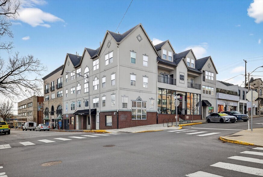 121-129 N Washington St, Bloomington, IN à vendre - Photo de l’immeuble – Image 2 sur 5