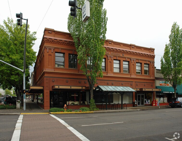 301-311 SW Madison Ave, Corvallis, OR à louer - Photo principale – Image 1 sur 11