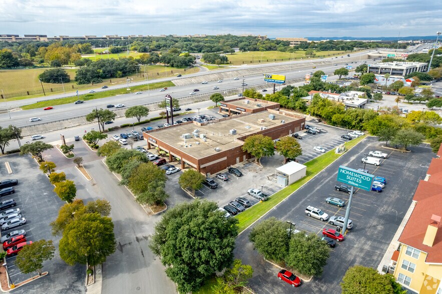 9951-9999 W Interstate 10, San Antonio, TX à louer - Aérien – Image 3 sur 6