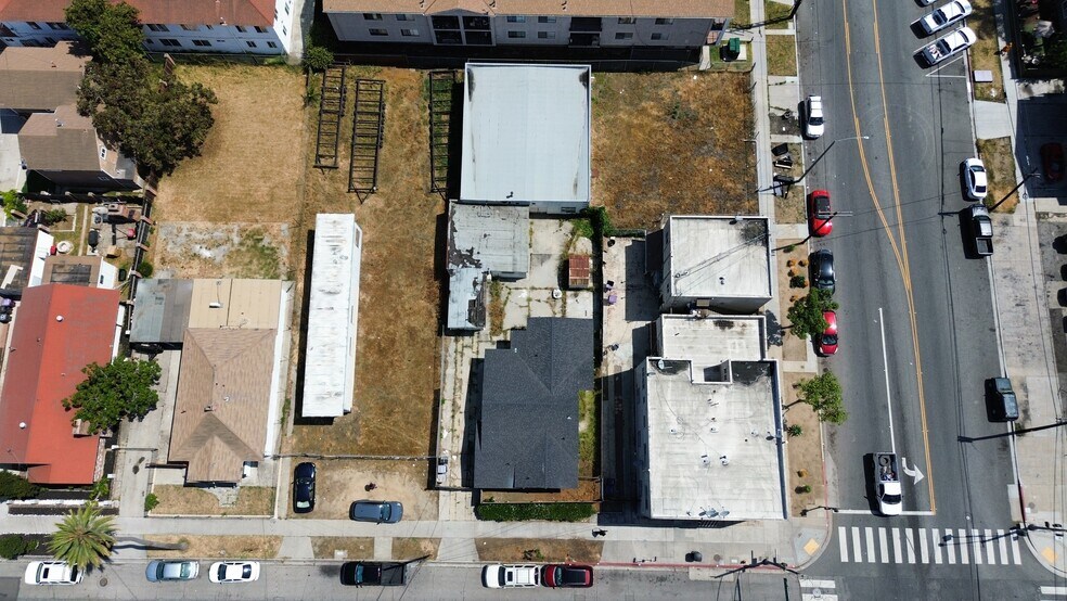 51-Unit Olympic Village Land Portfolio portefeuille de 3 biens à vendre sur LoopNet.fr - Aérien – Image 3 sur 19