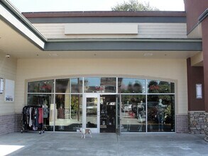 1095 S Fortuna Blvd, Fortuna, CA à louer Photo de l’immeuble– Image 1 sur 1