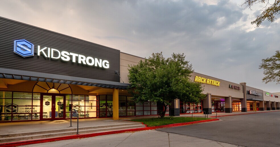 4300-4372 S College Ave, Fort Collins, CO à louer - Photo de l’immeuble – Image 3 sur 5