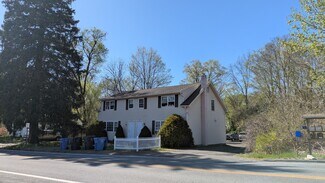 Plus de détails pour 6 Eagle Ct, Storrs Mansfield, CT - Logement à vendre