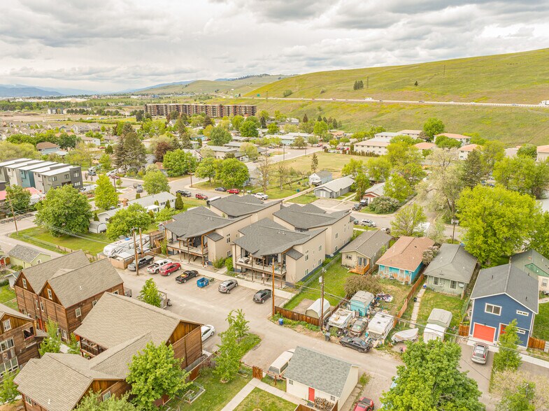819 Charlo St, Missoula, MT à vendre - Photo de l’immeuble – Image 3 sur 28