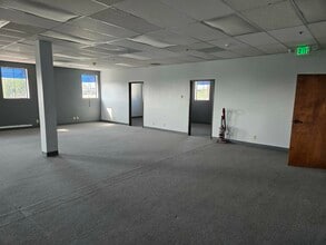 253-255 N San Gabriel Blvd, Pasadena, CA à louer Photo intérieure– Image 1 sur 2