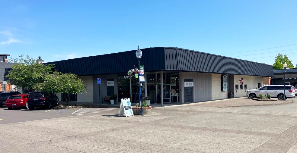 231-249 NW 2nd Ave, Canby, OR à vendre - Photo de l’immeuble – Image 1 sur 8