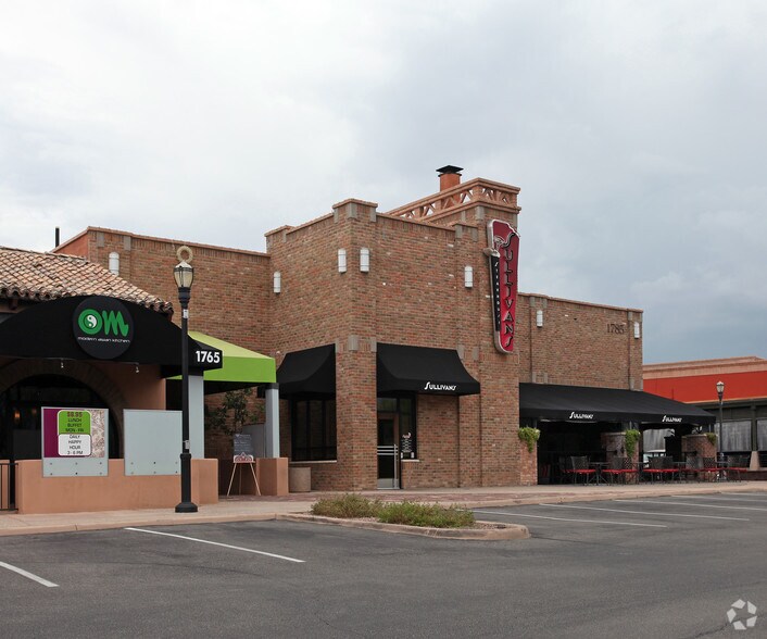 1825 E River Rd, Tucson, AZ à louer - Photo de l’immeuble – Image 2 sur 11