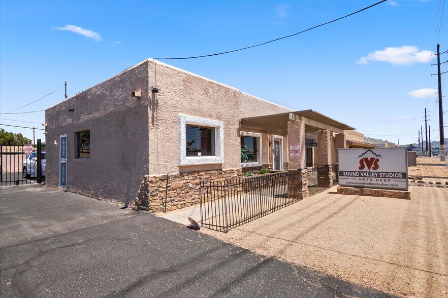 2818 W Northern Ave, Phoenix, AZ à vendre - Photo de l’immeuble – Image 2 sur 21
