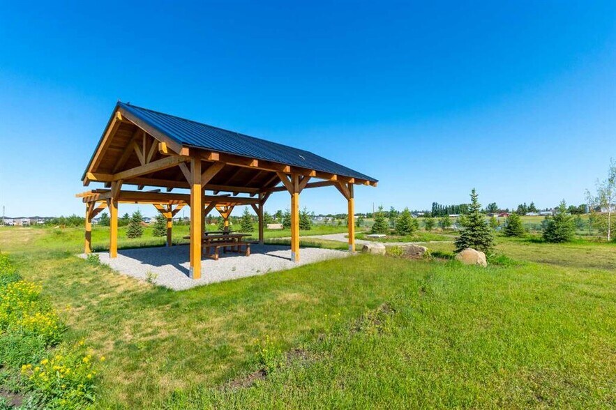 1001A Hwy 2 A, Carstairs, AB à vendre - Photo de l’immeuble – Image 3 sur 12