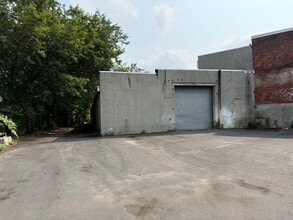 6-32 E 5th St, Paterson, NJ à louer Photo de l’immeuble– Image 2 sur 2