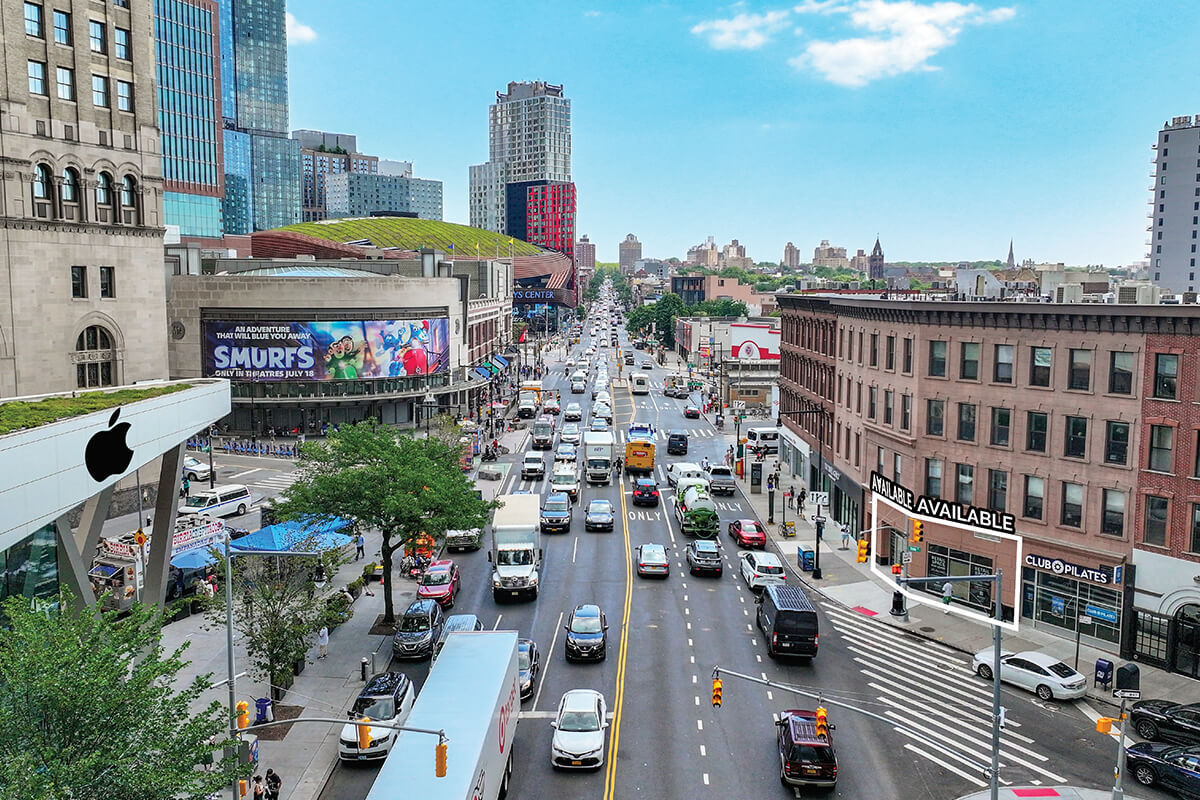 118-122 Flatbush Ave, Brooklyn, NY à louer Photo de l’immeuble– Image 1 sur 7