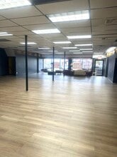 7 Northern Blvd, Great Neck, NY à louer Photo intérieure– Image 1 sur 5