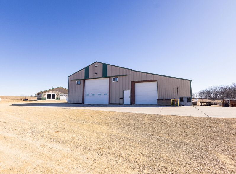 6209 Cassidy Rd, Mineral Point, WI à vendre - Photo de l’immeuble – Image 3 sur 47