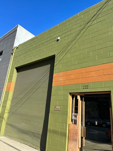 222 Madison St, Oakland, CA à vendre - Photo de l’immeuble – Image 2 sur 17