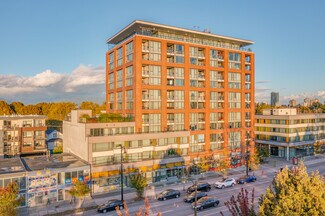 Plus de détails pour 2675-2699 Kingsway, Vancouver, BC - Local commercial à louer