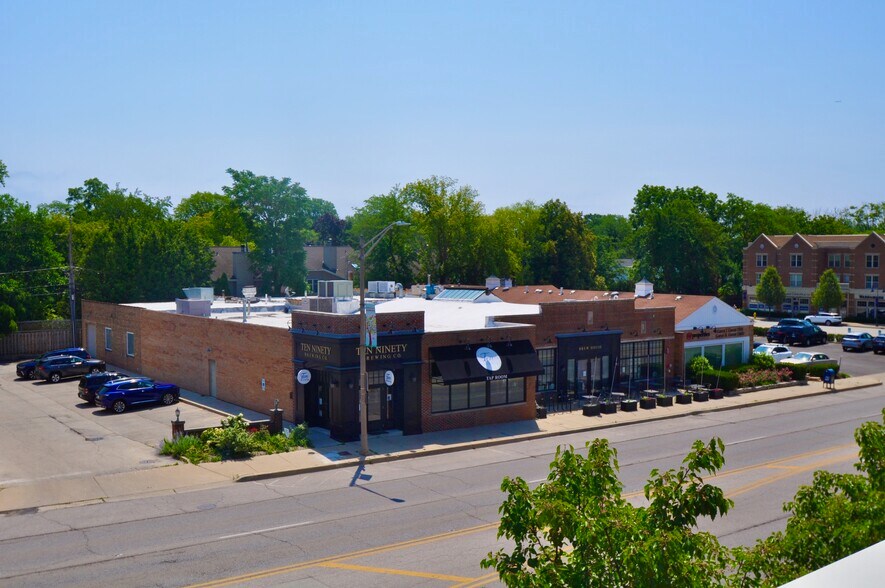 1015-1025 Waukegan Rd, Glenview, IL à louer - Photo de l’immeuble – Image 3 sur 3