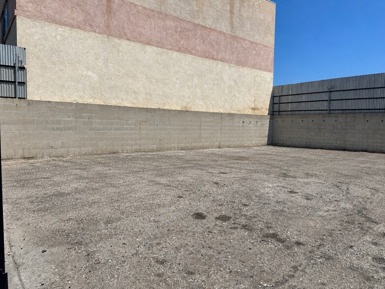15538 Rosales Aly, Paramount, CA à louer - Autre – Image 2 sur 4