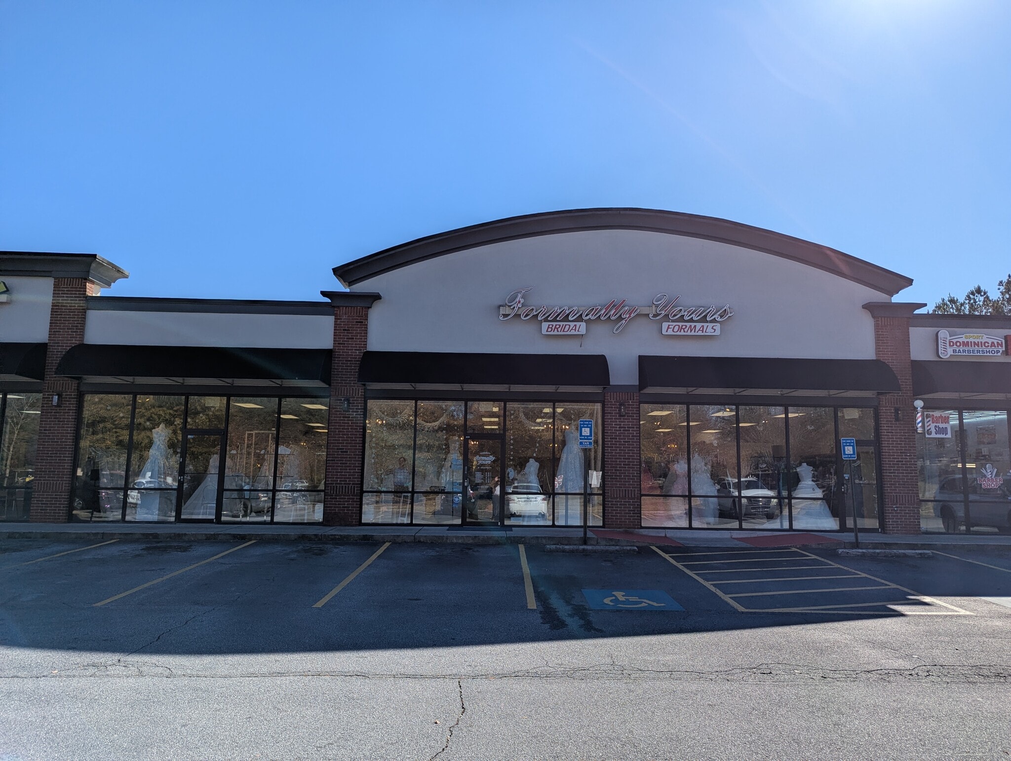 475 Rockbridge Rd, Lilburn, GA à louer Photo de l’immeuble– Image 1 sur 13