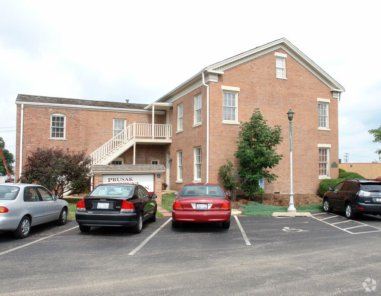 403 NE Jefferson Ave, Peoria, IL à louer - Photo principale – Image 3 sur 5