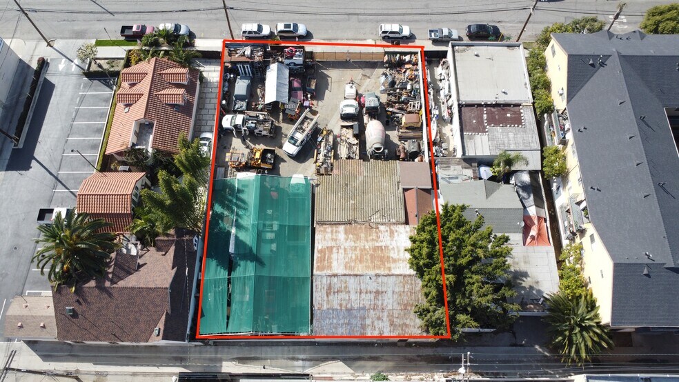 1344 Temple Ave, Long Beach, CA à vendre - Photo de l’immeuble – Image 3 sur 3