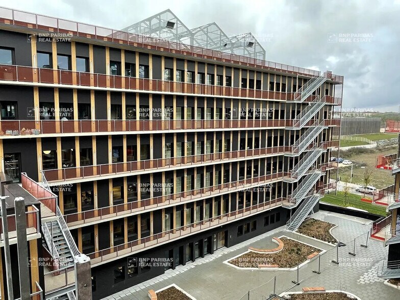 21 Avenue Francoise Giroud, Dijon à louer - Photo de l’immeuble – Image 3 sur 27