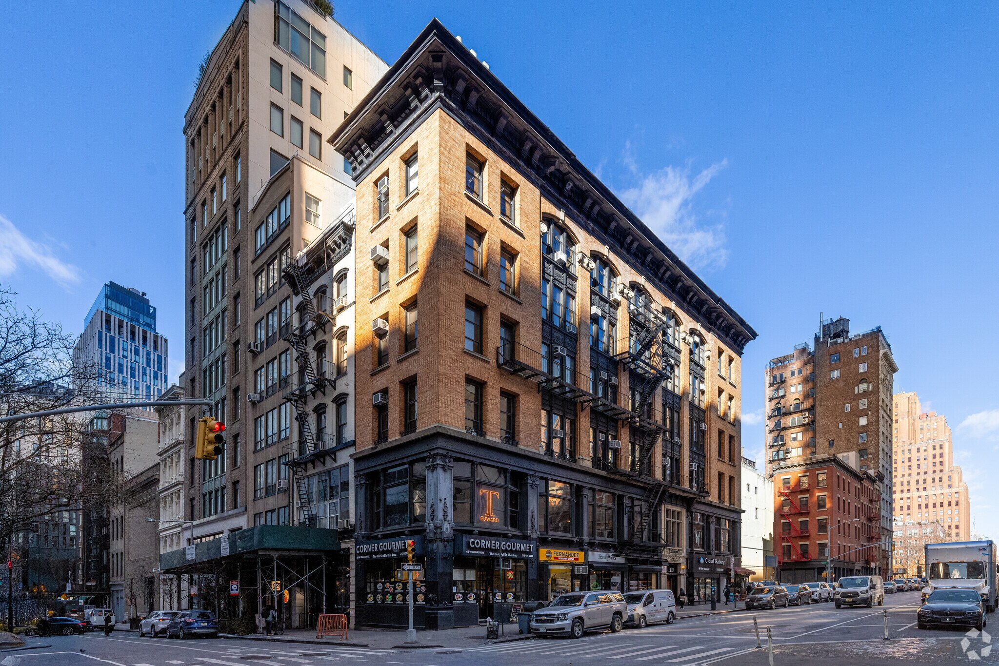 66 W Broadway, New York, NY à louer Photo principale– Image 1 sur 8