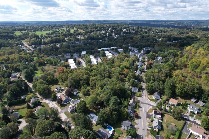 49 Upland St, Worcester, MA à vendre - Aérien – Image 2 sur 3