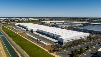 Plus de détails pour 2040 Cessna Dr, Vacaville, CA - Industriel/Logistique à louer