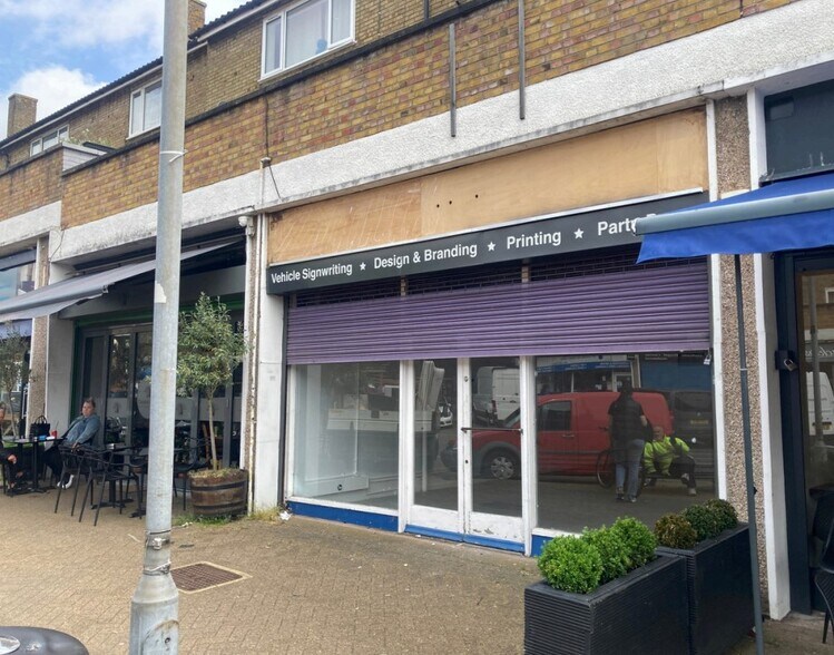 Leeming Rd, Borehamwood à louer - Photo de l’immeuble – Image 2 sur 5