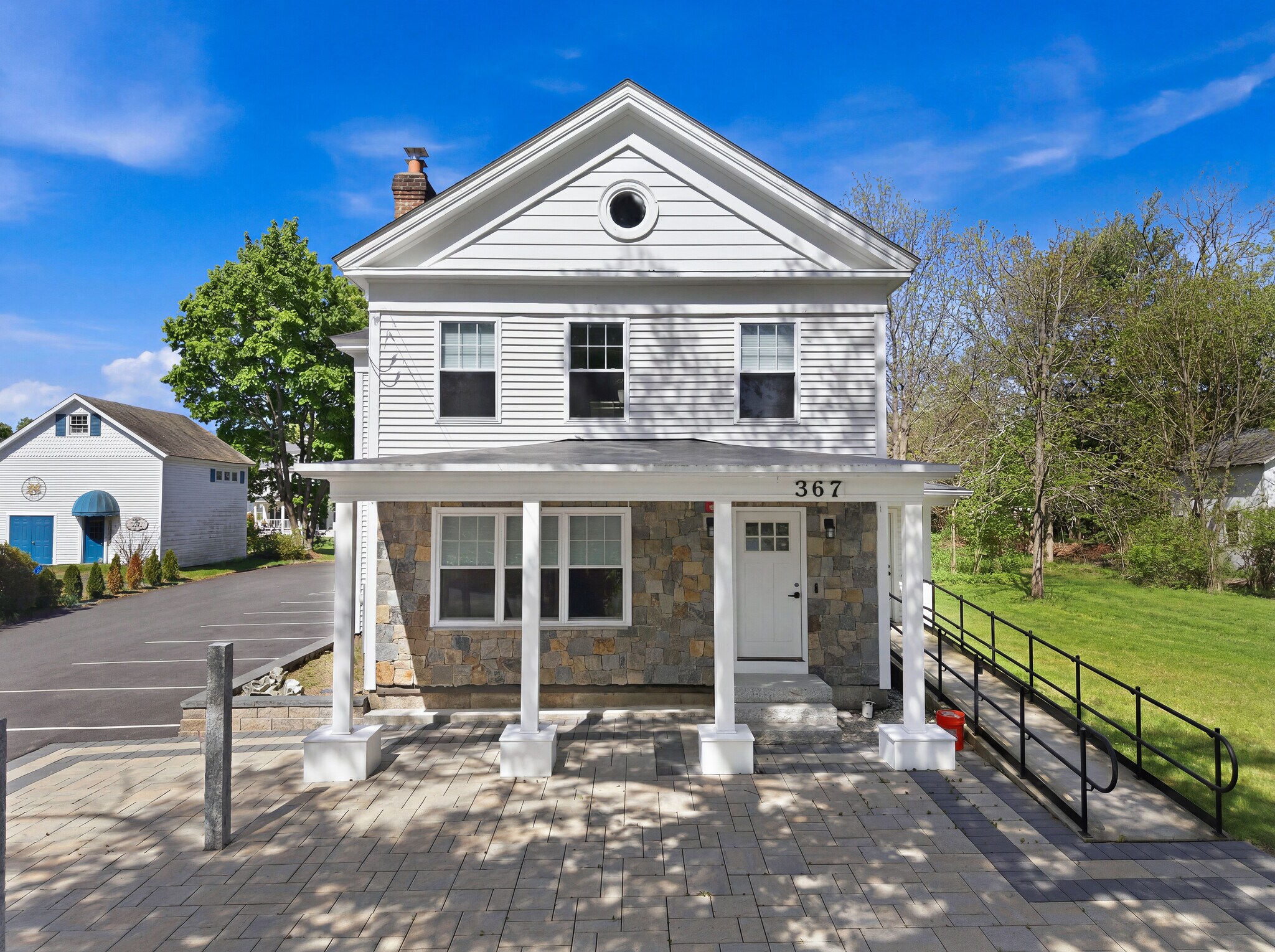 367 Main St, Oxford, MA à vendre Photo de l’immeuble– Image 1 sur 38