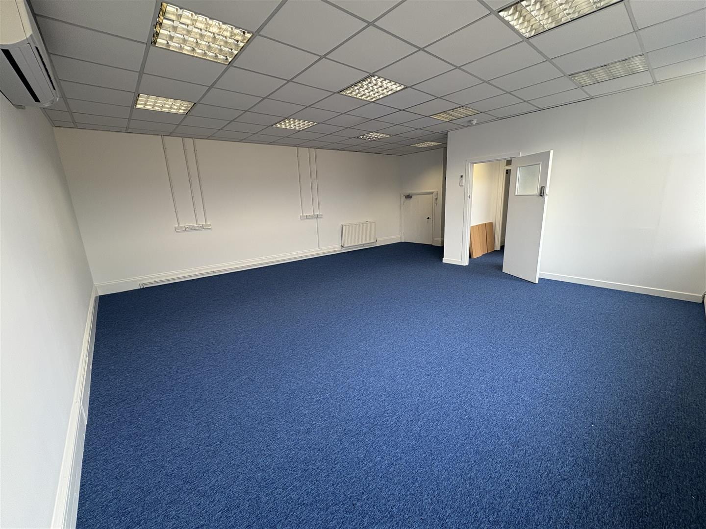 12-14 Weir Rd, Londres à louer Photo intérieure– Image 1 sur 3