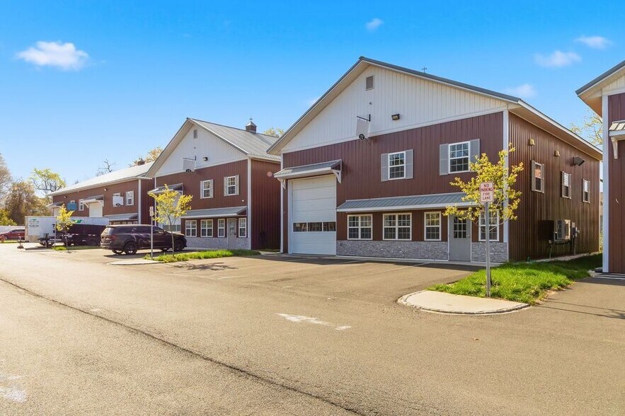 4150 Dunroamin Rd, Wall Township, NJ à vendre - Photo de l’immeuble – Image 2 sur 4