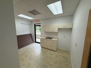 9401 SW Highway 200, Ocala, FL à louer Photo intérieure– Image 1 sur 6