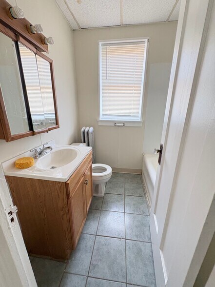 10812 S King Dr, Chicago, IL à vendre - Photo de l’immeuble – Image 3 sur 6