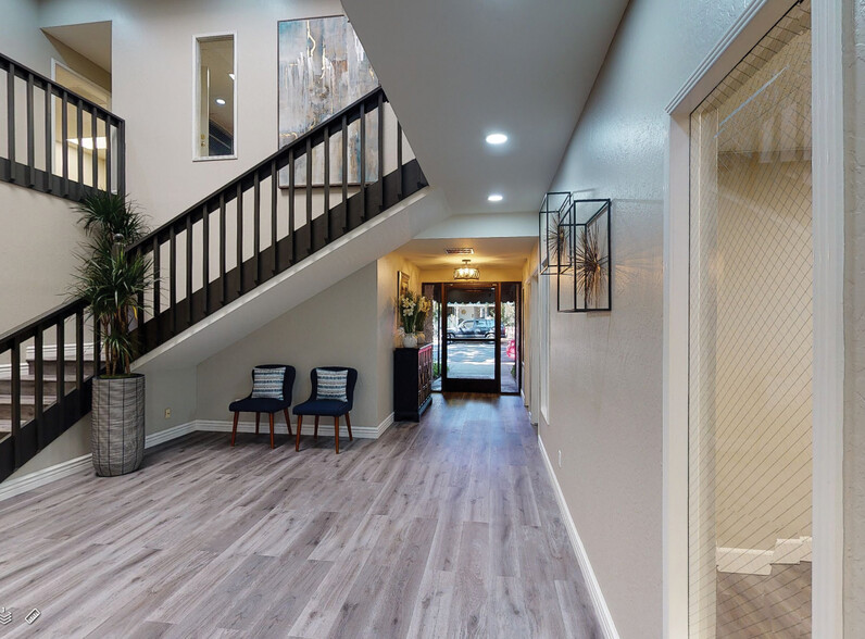 515 13th St, Modesto, CA à louer - Photo de l’immeuble – Image 3 sur 14