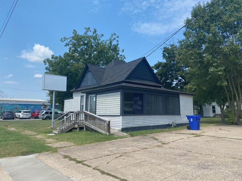 605 E Central Ave, Miami, OK à vendre - Photo principale – Image 1 sur 10