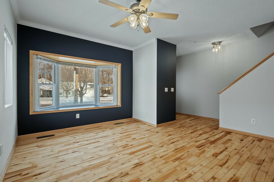CR12 & Cedarwood Townhomes Portfolio portefeuille de 2 biens à vendre sur LoopNet.fr - Photo de l’immeuble – Image 3 sur 10